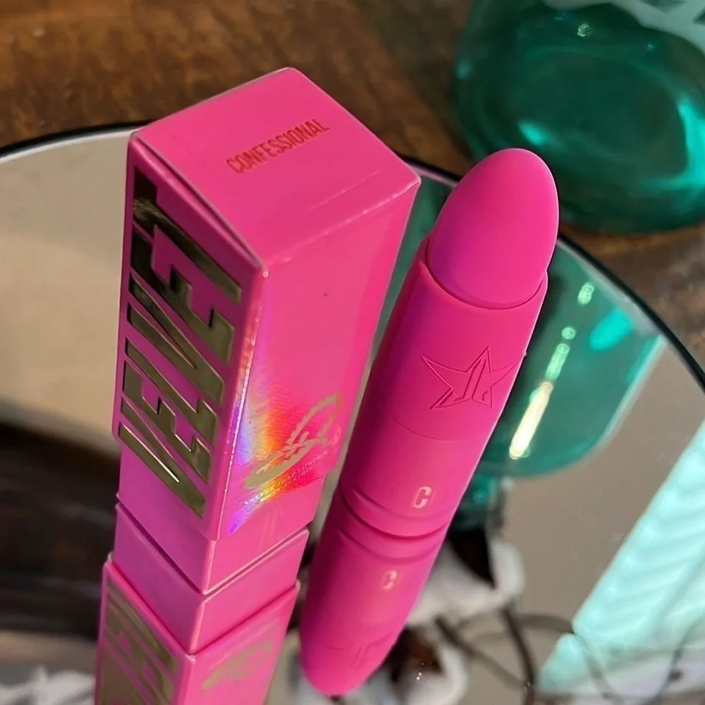 Jeffree Star Velvet Trap lipstick in color Confessional. New!